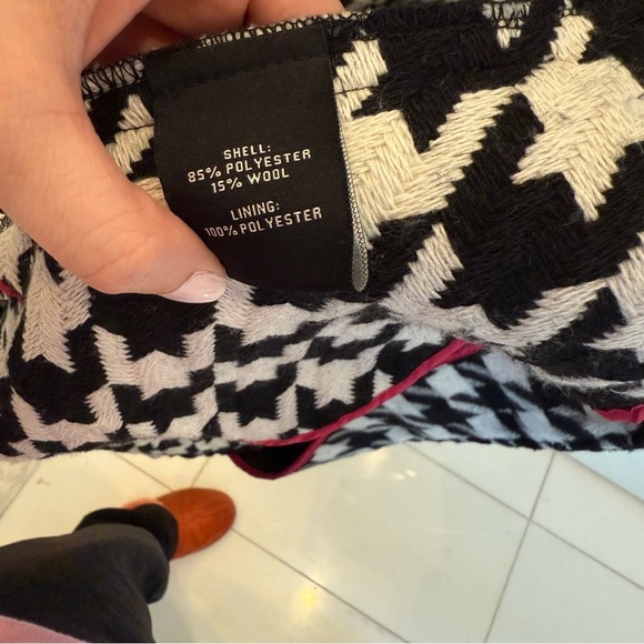 Bagatelle.NYC houndstooth shirt jacket - Picture 7 of 7
